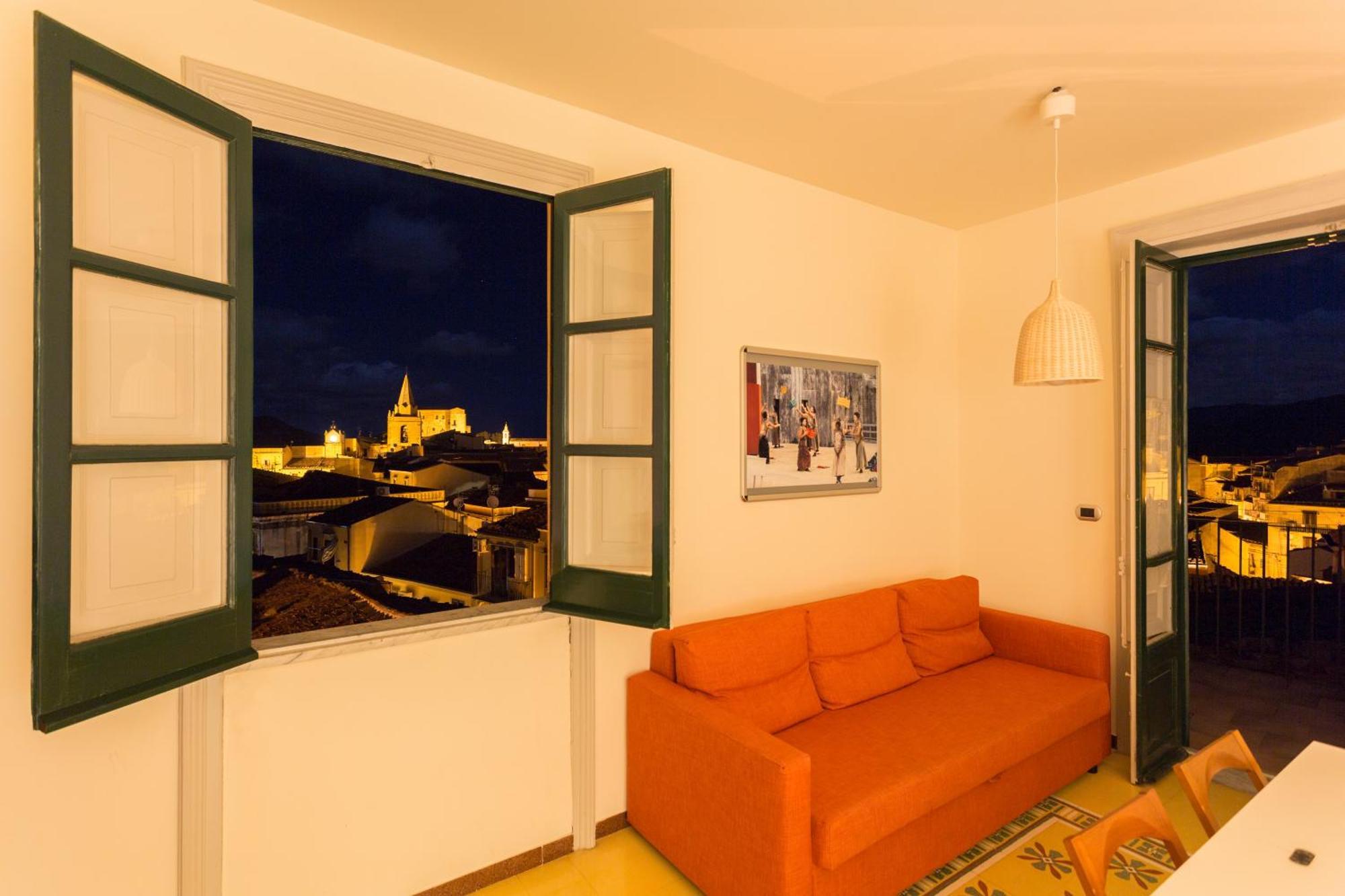 Case Spazioscena - Tersicore Castelbuono  Exterior photo